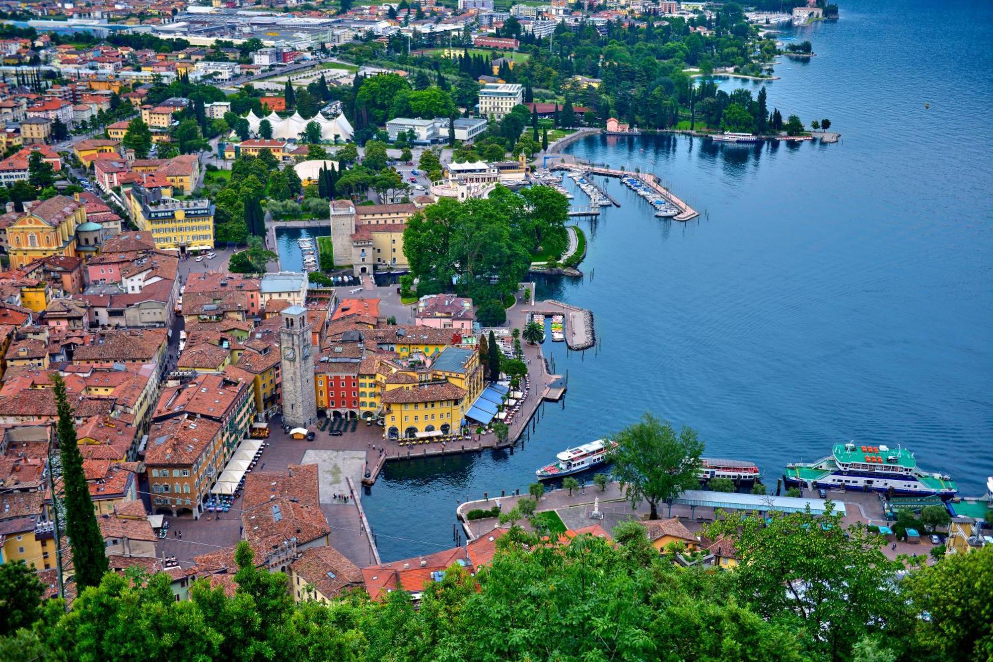 Casa Turchese - Happy Rentals Riva del Garda Eksteriør bilde