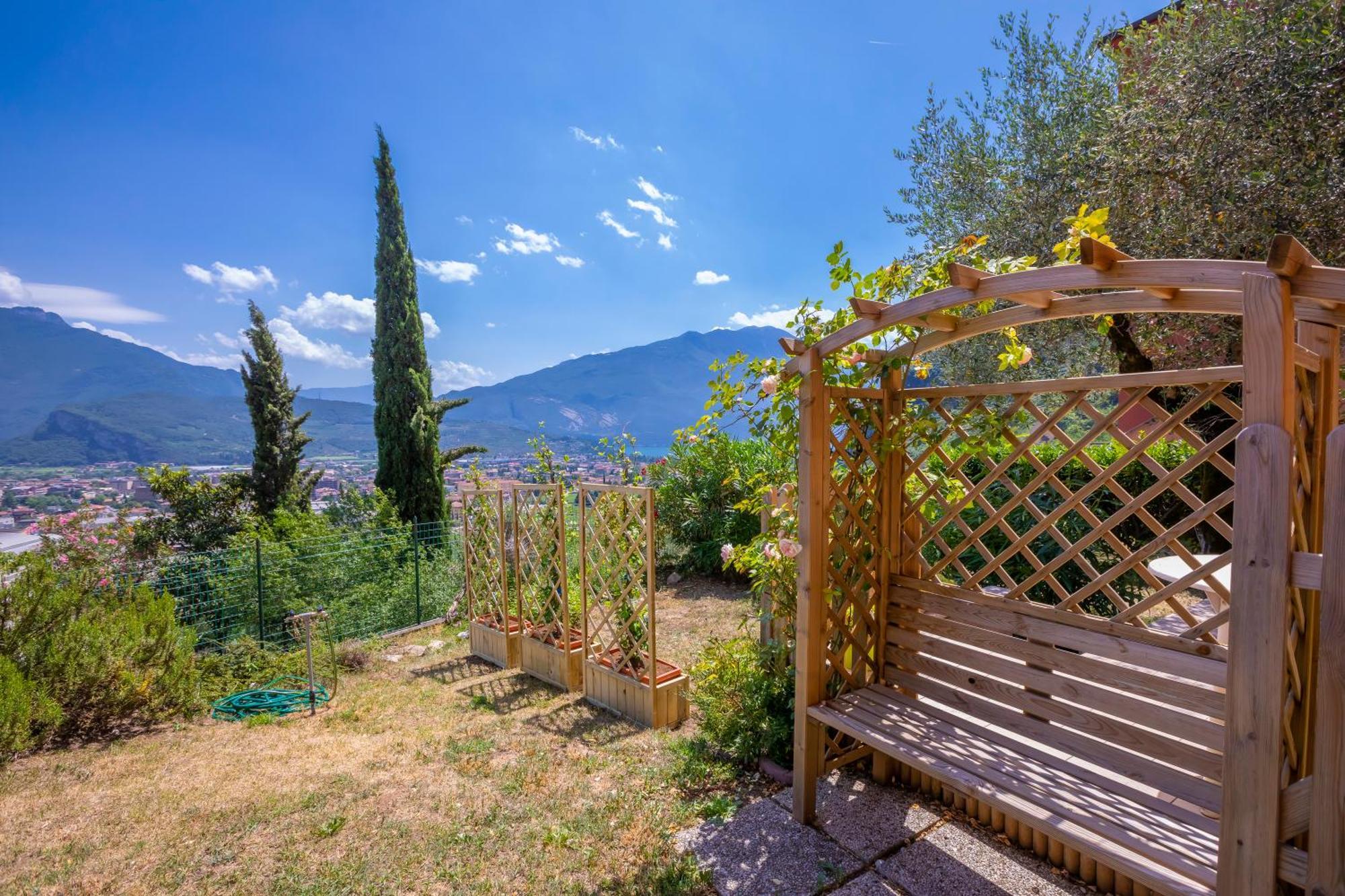 Casa Turchese - Happy Rentals Riva del Garda Eksteriør bilde